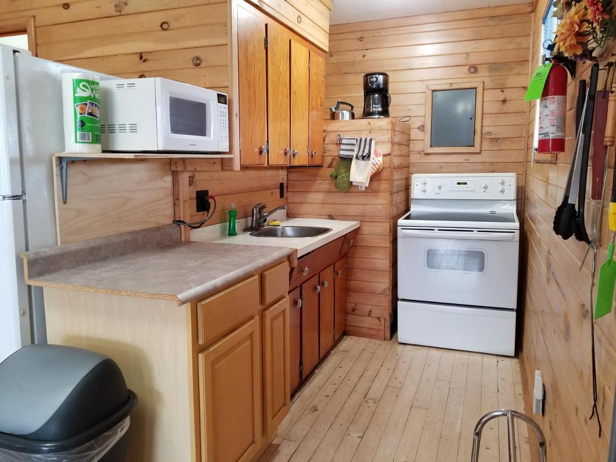 Blue Spruces Cottages Hampton Buitenkant foto