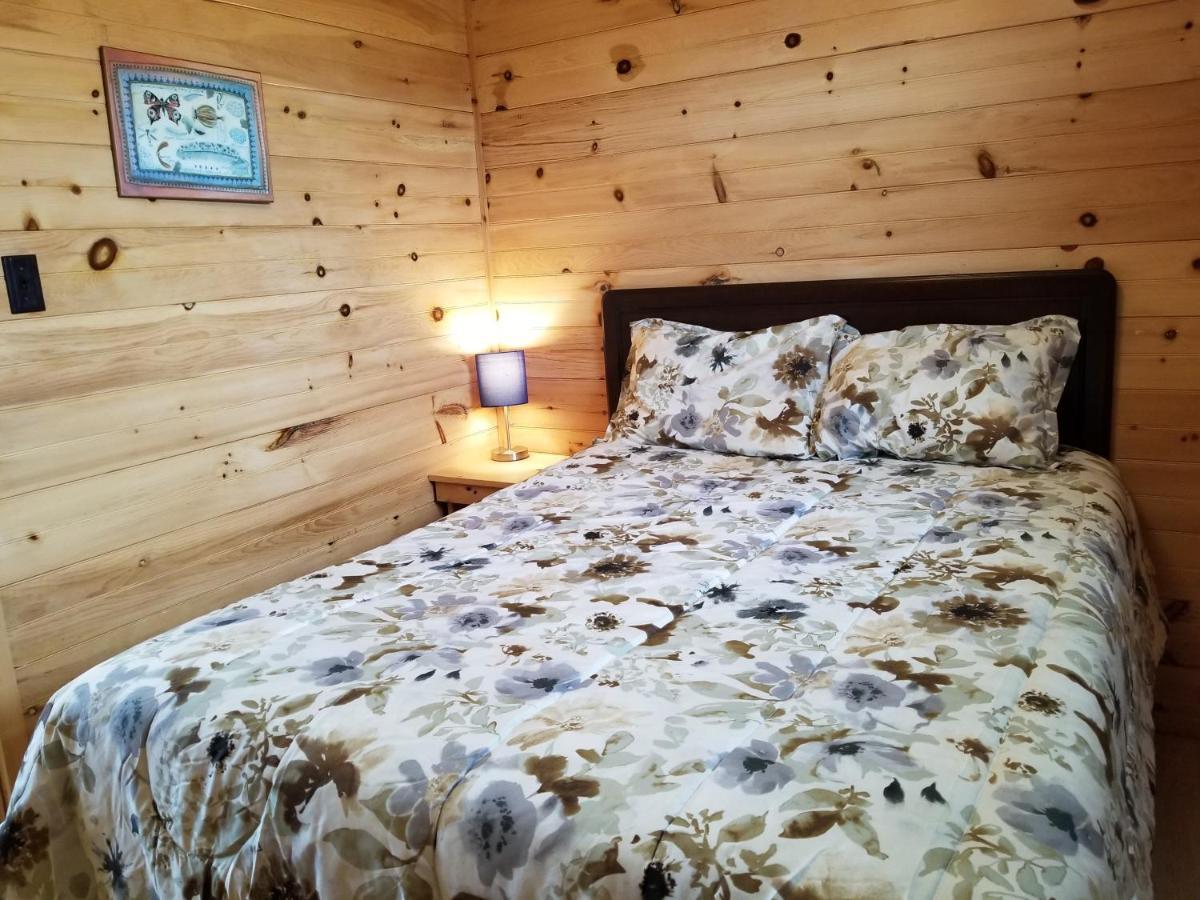 Blue Spruces Cottages Hampton Buitenkant foto