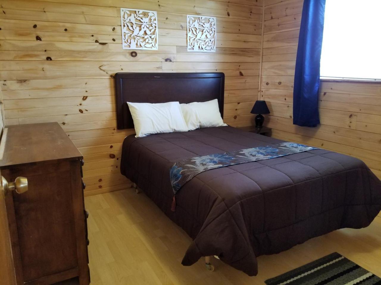 Blue Spruces Cottages Hampton Buitenkant foto